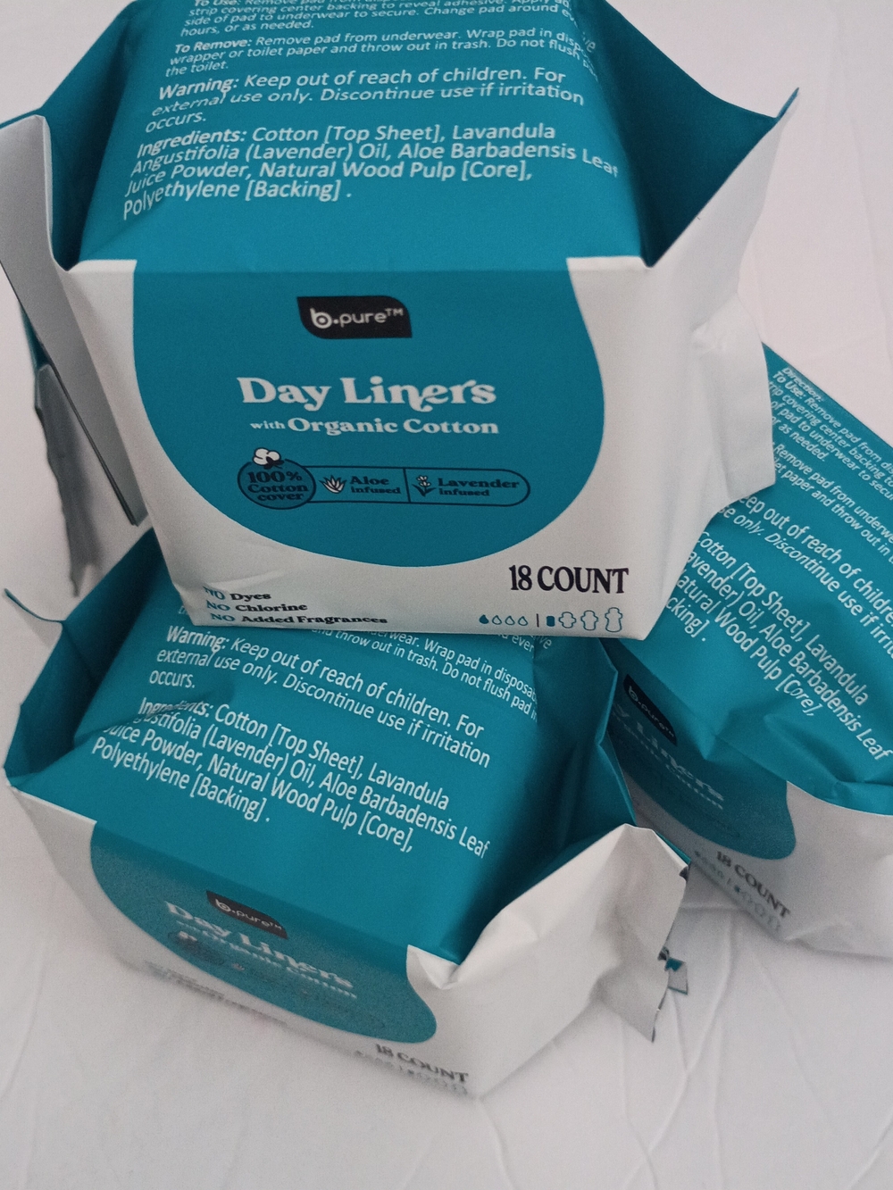 b.pure Day Liners with Organic Cotton - Teal (18 Count) Pack Of 5